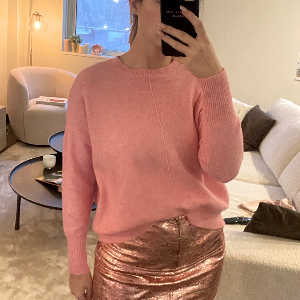 Vince camuto pink sweater